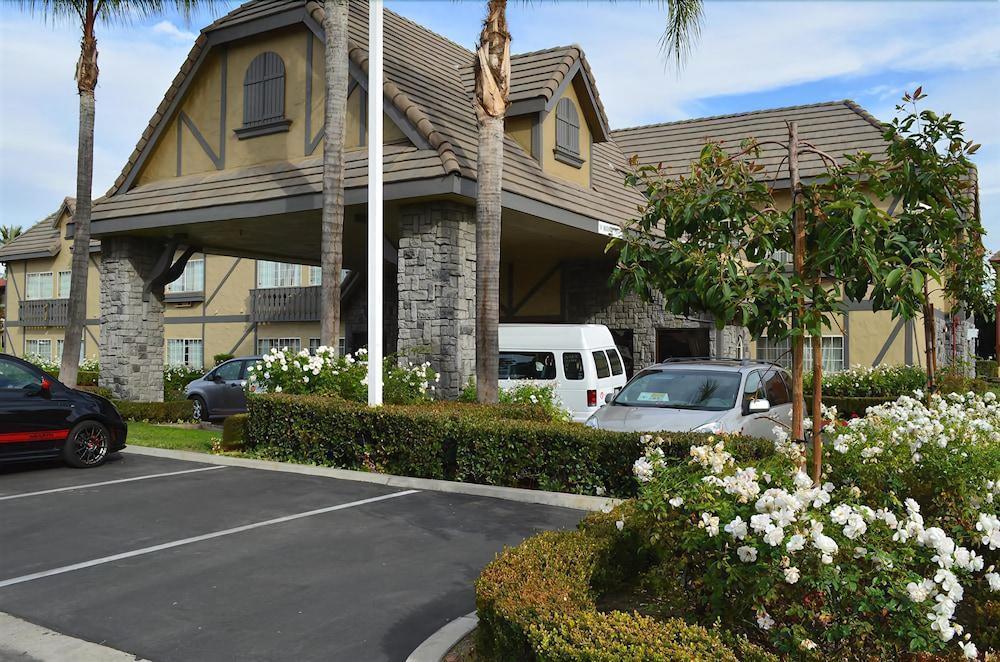 Folk Inn Ontario Airport Exterior foto