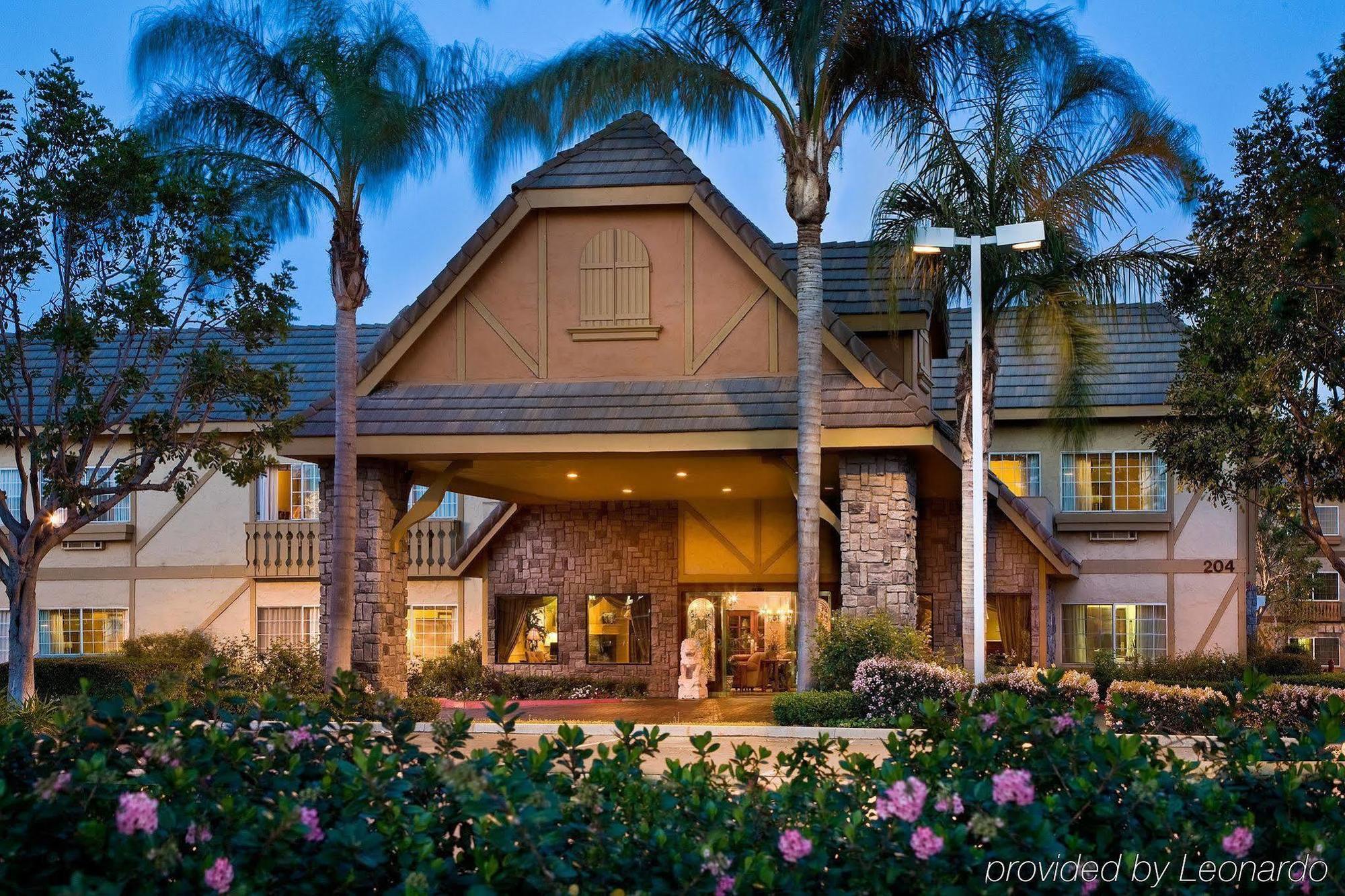 Folk Inn Ontario Airport Exterior foto
